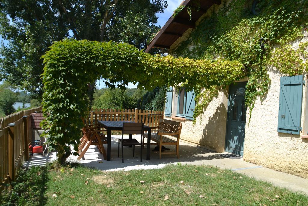 Holiday home Au Du Gouyre Puygaillard-de-Quercy